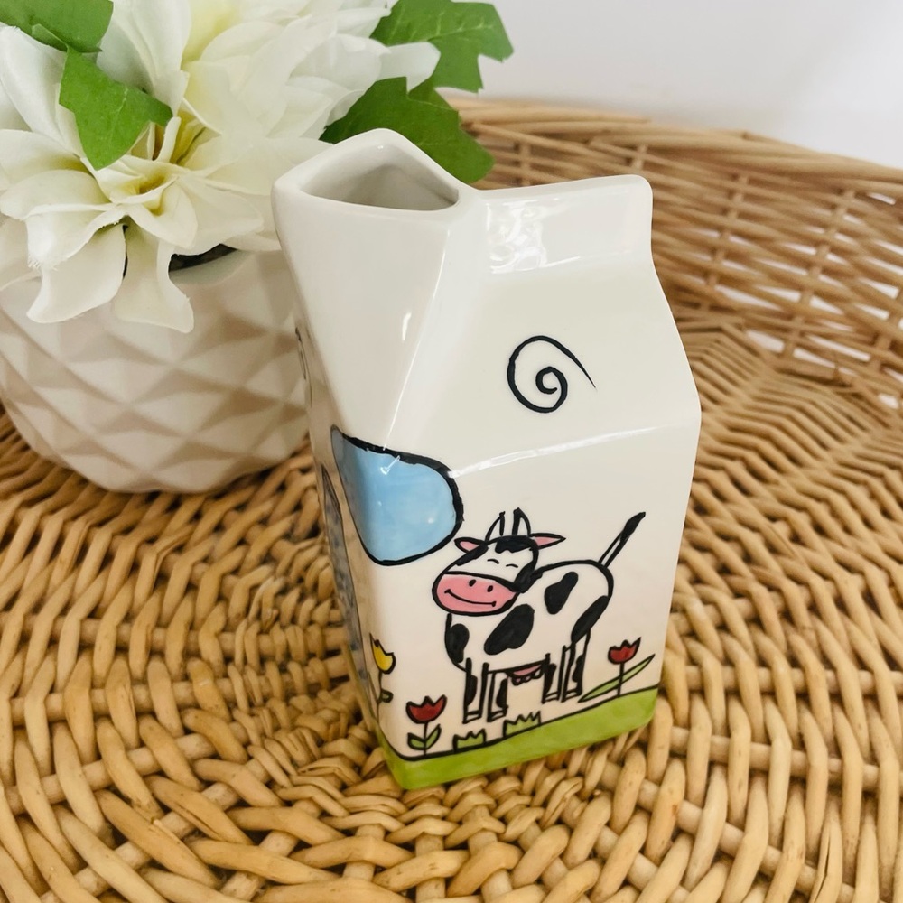 GANZ Vintage Ceramic Milk Cow Flowers Sun “Got Cream” Carton milk Creamer